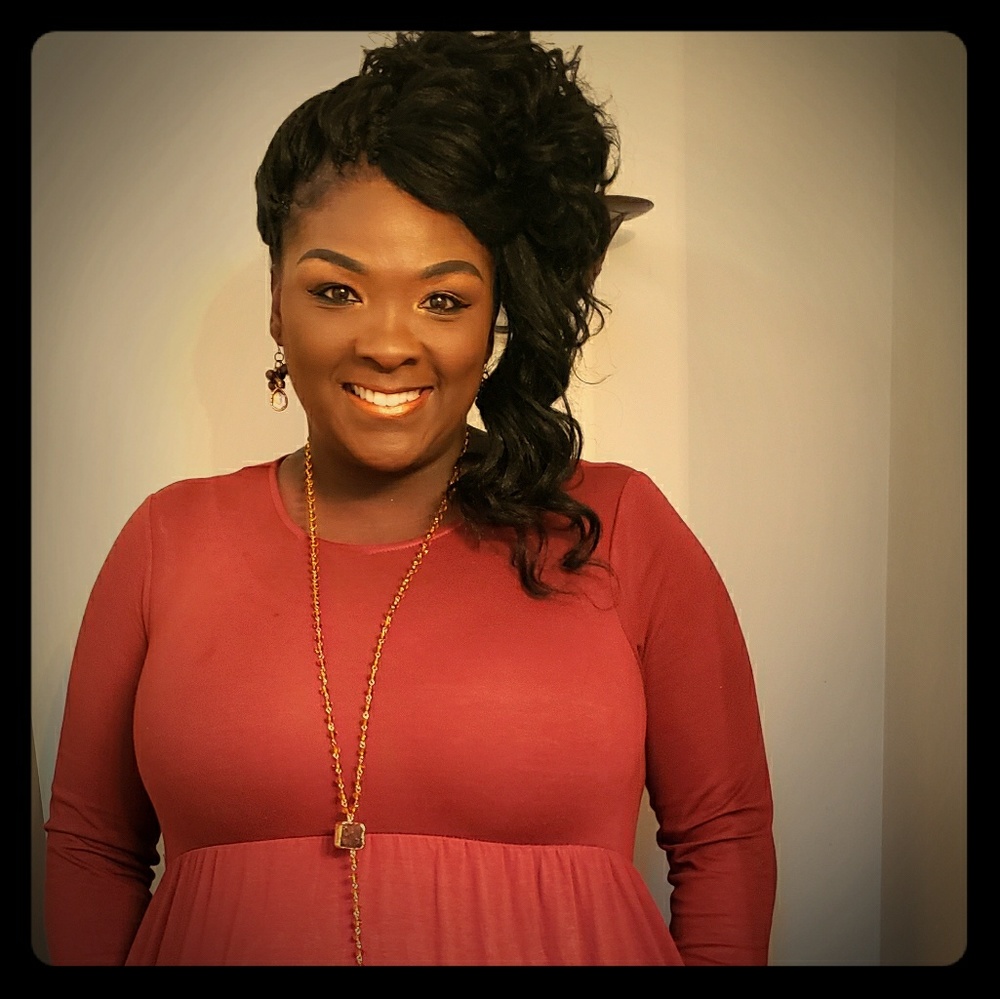 Meet your Posher, Shenese